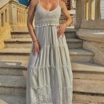 Robe brodée "Carla"