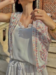 Gilet brodé "Tutti Fruity"